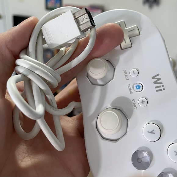 Nintendo Wii Classic Controller - Picture 4 of 4